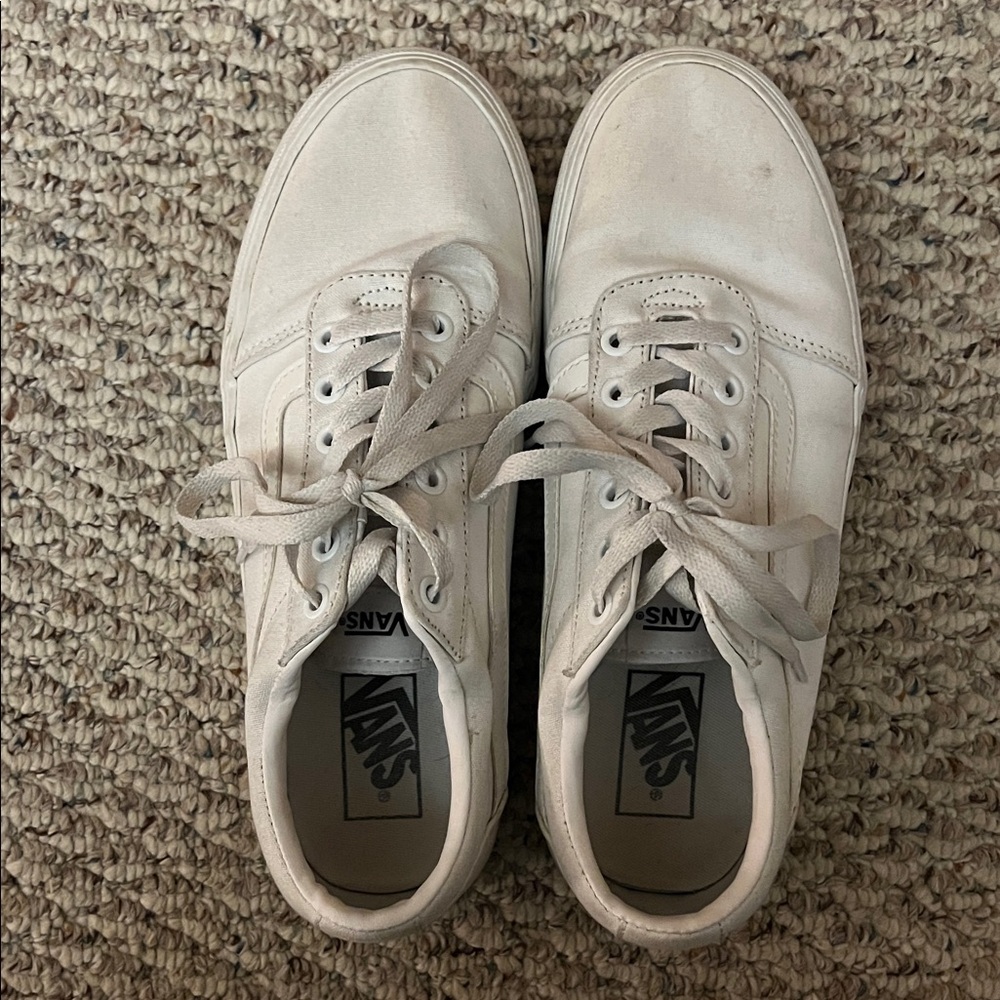 Vans Men's Off-White Sneakers